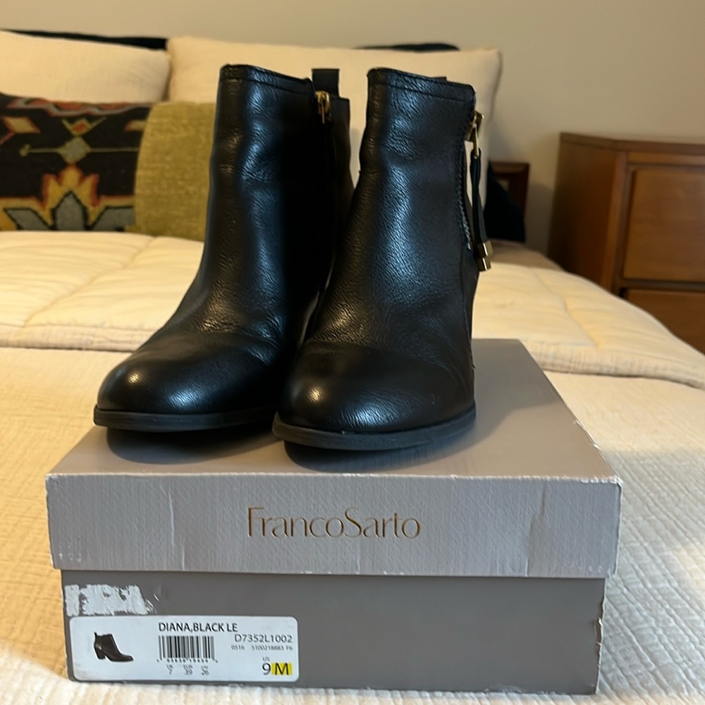 Franco Sarto Diana black ankle boot size 9